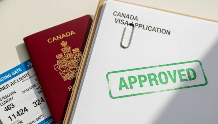 Hồ sơ xin visa du học Canada